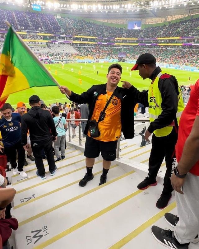 Caio Lo - @caiolo - 524 mil seguidores