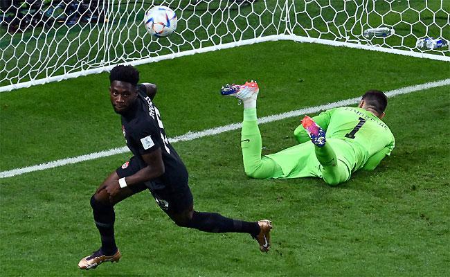 Alphonso Davies fez gol histrico do Canad, que no entanto foi eliminado 