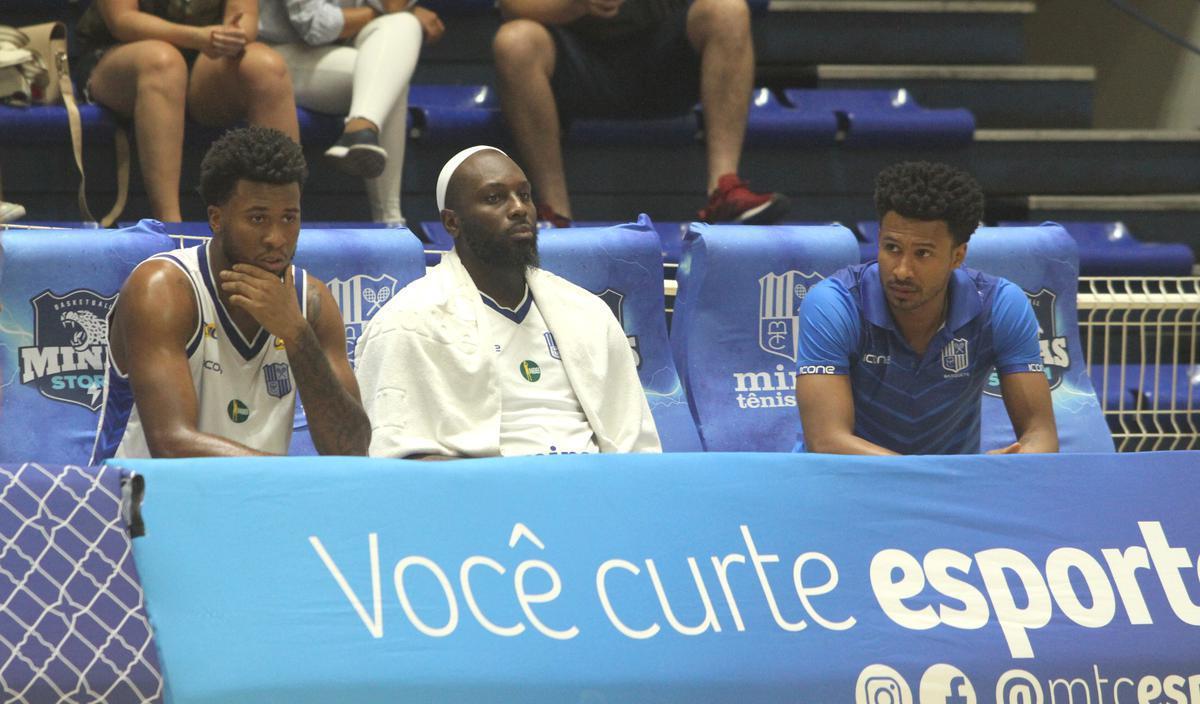 Mesmo sem contar Leandrinho, cestinha do NBB, o Minas venceu o Braslia em Belo Horizonte