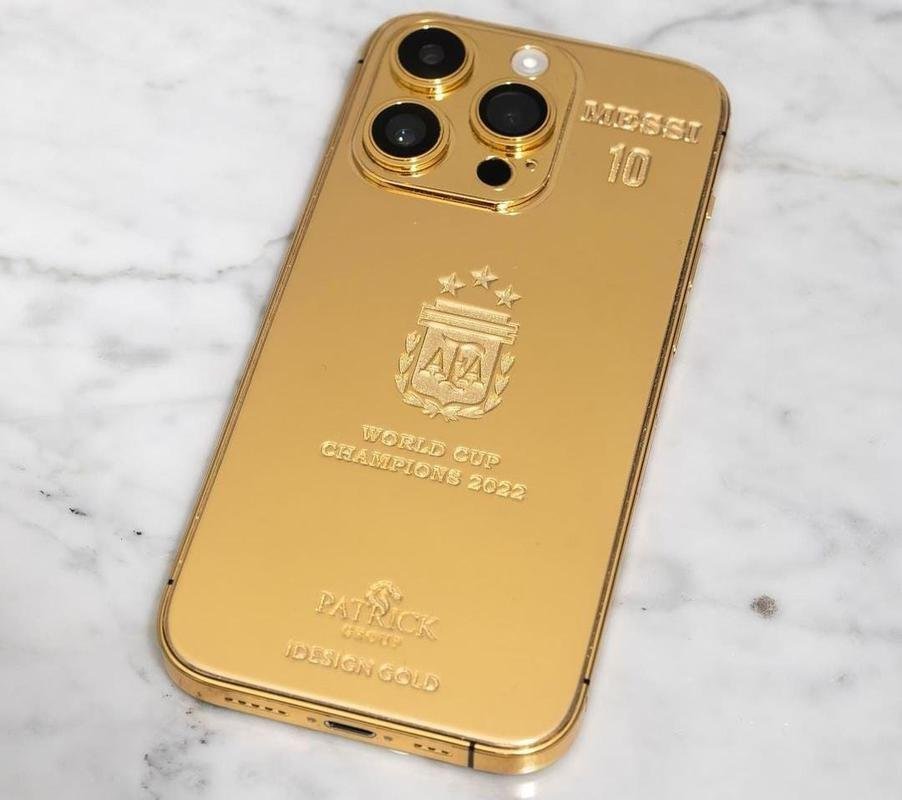 Iphones foram banhados a ouro pela Idesign Gold, a pedido de Lionel Messi