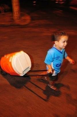 Torcedores do Cruzeiro fazem viglia de 24 horas no Mineiro para aguardar a primeira partida da final da Copa do Brasil contra o Corinthians, nesta quarta-feira, s 21h45. Evento foi divulgado na internet e reuniu dezenas de fanticos. Movimento foi lanado em 2013, antes de jogo decisivo com o Grmio, pelo Campeonato Brasileiro, e j havia se repetido em 2017 antes da deciso da Copa do Brasil.