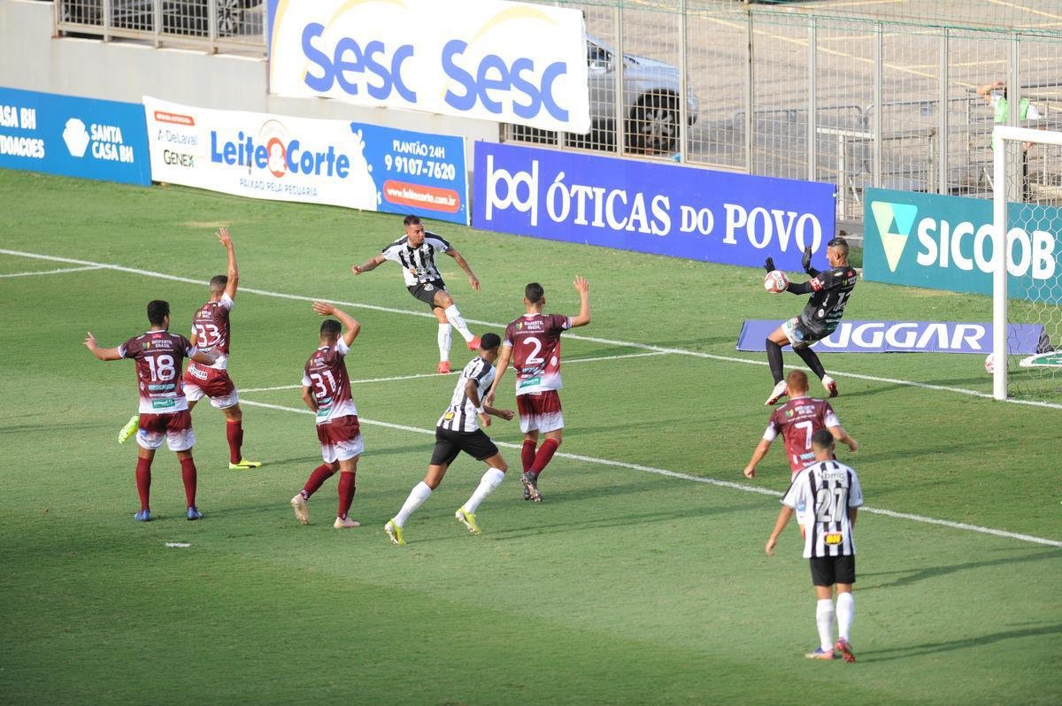 Fotos da vitria do Atltico sobre o Patrocinense, por 3 a 1, no Independncia, em Belo Horizonte, pela quarta rodada do Campeonato Mineiro. Mando foi do clube do interior, que no pde realizar a partida em Patrocnio devido ao elevado nmero de casos de COVID-19 na cidade.