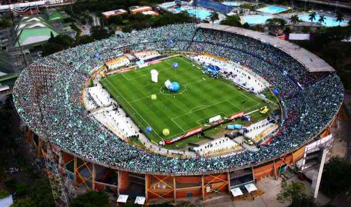 Atanasio Girardot Sports Complex: situado em Medelln, na Colmbia, estdio tem capacidade para 44.739 torcedores. A distncia entre Buenos Aires e Medelln  de 6.907,6 km.