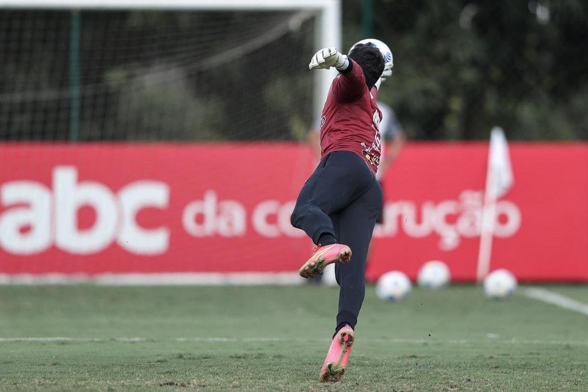 Atltico fecha preparao para enfrentar o Juventude; veja fotos