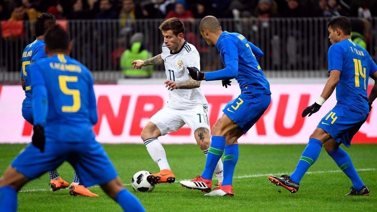Imagem da partida amistosa entre Rssia e Brasil, no Estdio Lujniki, em Moscou