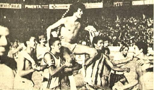 1983 - Santa Cruz 1 (6) x (5) 1 Náutico / Campeonato Pernambucano - Decisão novamente foi realizada em um Supercampeonato. Com 76.636 pessoas no Arruda, o Santa venceu o Náutico nos pênaltis por 6 a 5, após empate em 1 a 1 no tempo normal.