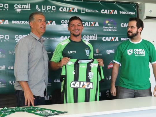 Fotos da apresentao do atacante Judivan no Amrica (Matheus Adler/EM D.A Press)