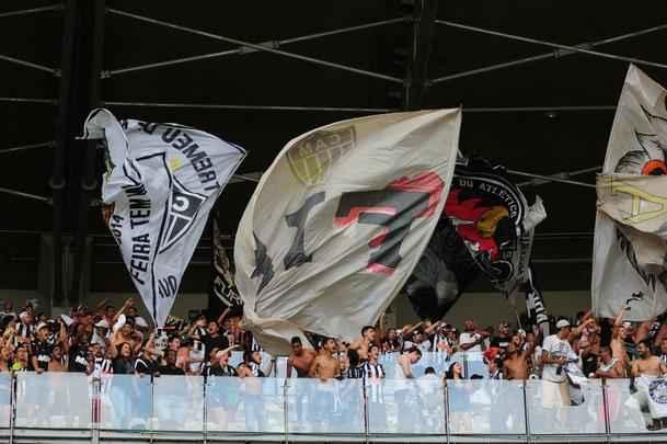 Torcedores do Atltico no Mineiro durante o clssico contra o Cruzeiro pela 26 rodada do Brasileiro