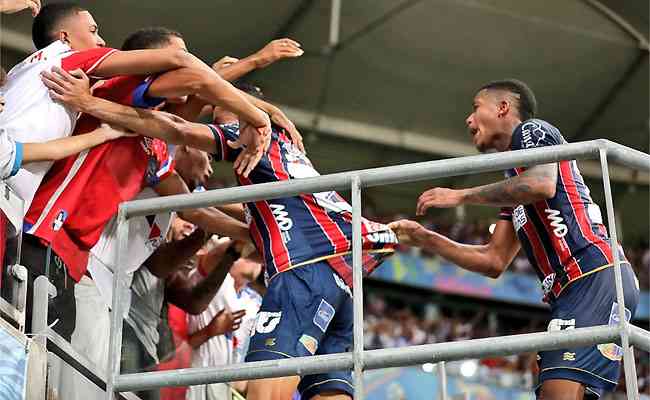 Bahia fez a festa da torcida com boa vitória na Arena Fonte Nova 