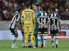 Flamengo x Santos: udio do VAR explica pnalti no marcado