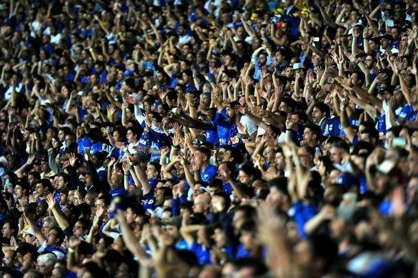 Fotos das torcidas de Cruzeiro e River Plate, no Mineiro, pela Copa Libertadores 2019