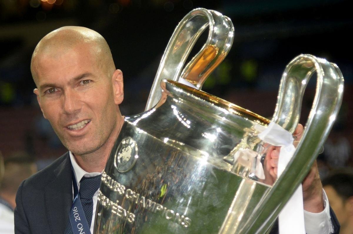 Veja imagens de Zidane como tcnico do Real Madrid