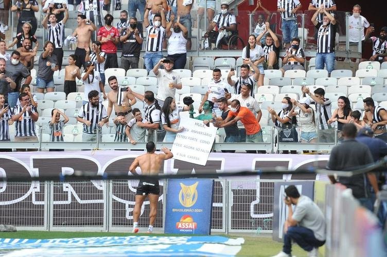 Torcida do Atltico lota o Mineiro contra o Amrica; veja fotos