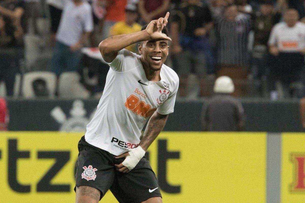 Gustavo (Corinthians): atacante, 22 anos, quatro jogos