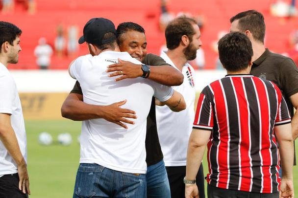 Santa Cruz e Bahia se enfrentaram no Arruda e empataram sem gols na estreia da Copa do Nordeste, em jogo que foi recheado de homenagens a Tiago Cardoso