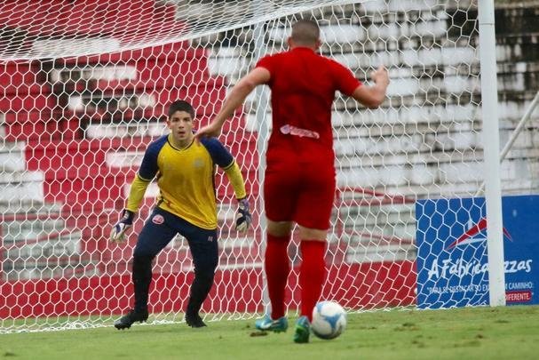 Timbu treinou nesta quarta-feira no Estádio dos Aflitos visando o confronto de volta das quartas de finais da Série C.