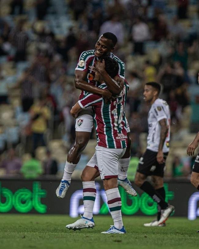 Fotos dos gols do Fluminense sobre o Atltico, no Maracan, em partida pela 10 rodada do Campeonato Brasileiro