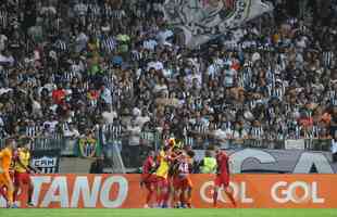 Fotos da partida entre Atltico e Athletico-PR, neste domingo (7), no Mineiro, pela 21 rodada do Campeonato Brasileiro