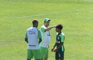 Adilson comandou o primeiro treino no Amrica nesta quarta-feira