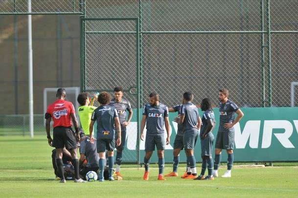Atltico derrotou Coimbra em jogo-treino na Cidade do Galo com gols de Galdezani, Edinho e Fbio Santos