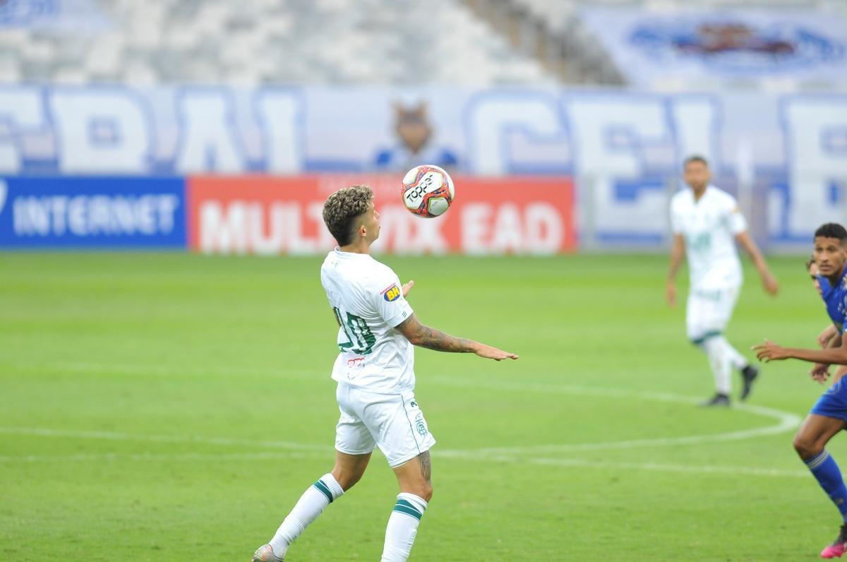 Bruno Nazrio (meia) - 6.8