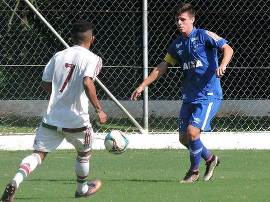 Eduardo, meia. Foi relacionado, mas no chegou a atuar com Mano Menezes