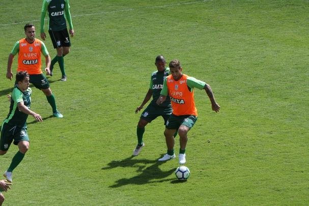 Amrica se prepara para enfrentar o Cruzeiro, nesta quinta-feira, s 19h30, pela 13 rodada do Brasileiro