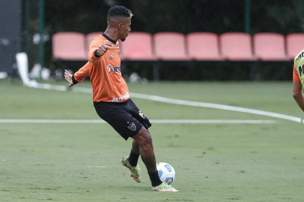Fotos do treino do Atltico neste domingo na Cidade do Galo (21/11)
