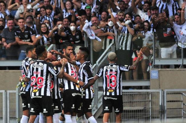 Total investido em contrata��es para ser campe�o brasileiro: R$ 235,7 milh�es