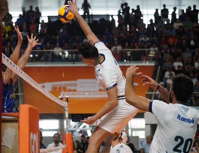 Fotos da final da Superliga Masculina de Vlei entre Cruzeiro e Minas