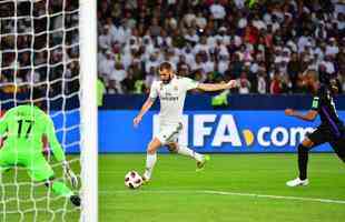 Com gols de Modric, Sergio Ramos, Llorente e Yahia (contra), Real Madrid derrotou o Al Ain por 4 a 1 e fez histria ao conquistar seu terceiro ttulo consecutivo do Mundial de Clubes