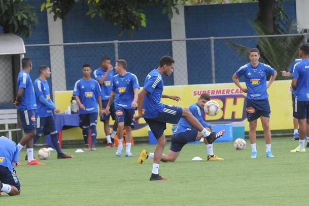 Fotos do treino do Cruzeiro desta quinta-feira, na Toca da Raposa II (crdito: Juarez Rodrigues/EM D.A Press)