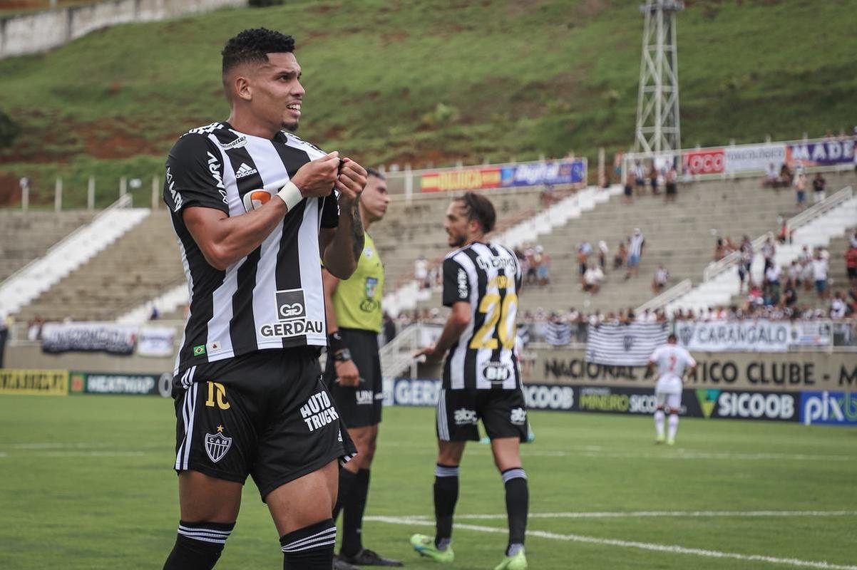 Tombense x Atltico: fotos do jogo pelo Campeonato Mineiro