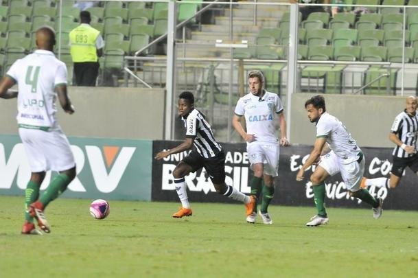 Imagens do clssico de ida da semifinal do Mineiro, entre Atltico e Amrica, no Independncia