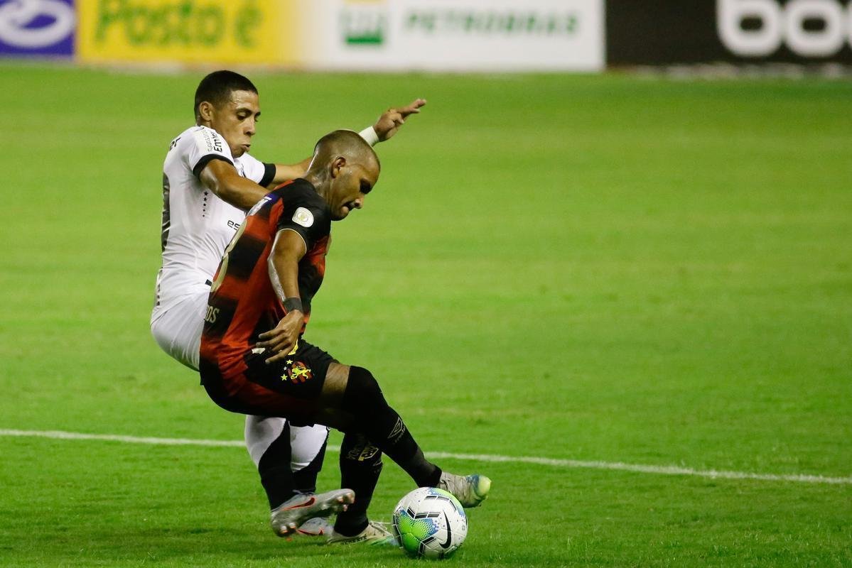 Na estreia do Brasileirão, o Sport bateu o Ceará por 3 a 2, com gols de Elton (2x) e Jonatan Gomez.