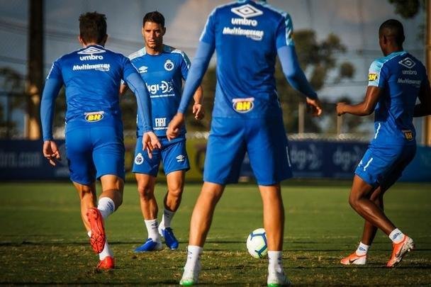 Fotos do treino do Cruzeiro desta segunda-feira (29/04)