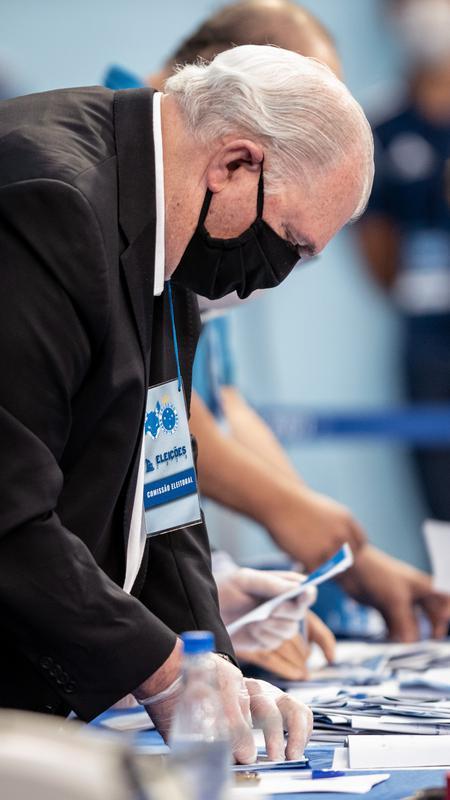 Sérgio Santos Rodrigues foi eleito presidente do Cruzeiro para o mandato de sete meses até o fim de 2020