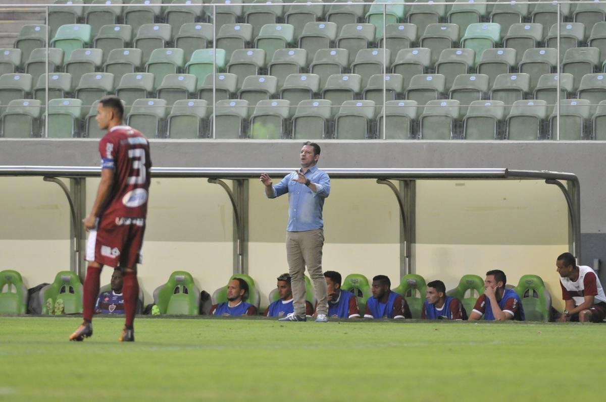 Amrica e Patrocinense se enfrentaram, no Independncia, pela primeira rodada do Campeonato Mineiro