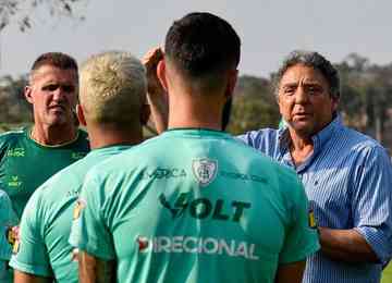 Sete desses atletas são frequentemente usados no time principal; Coelho também trabalha para renovar vínculo do técnico Vagner Mancini
