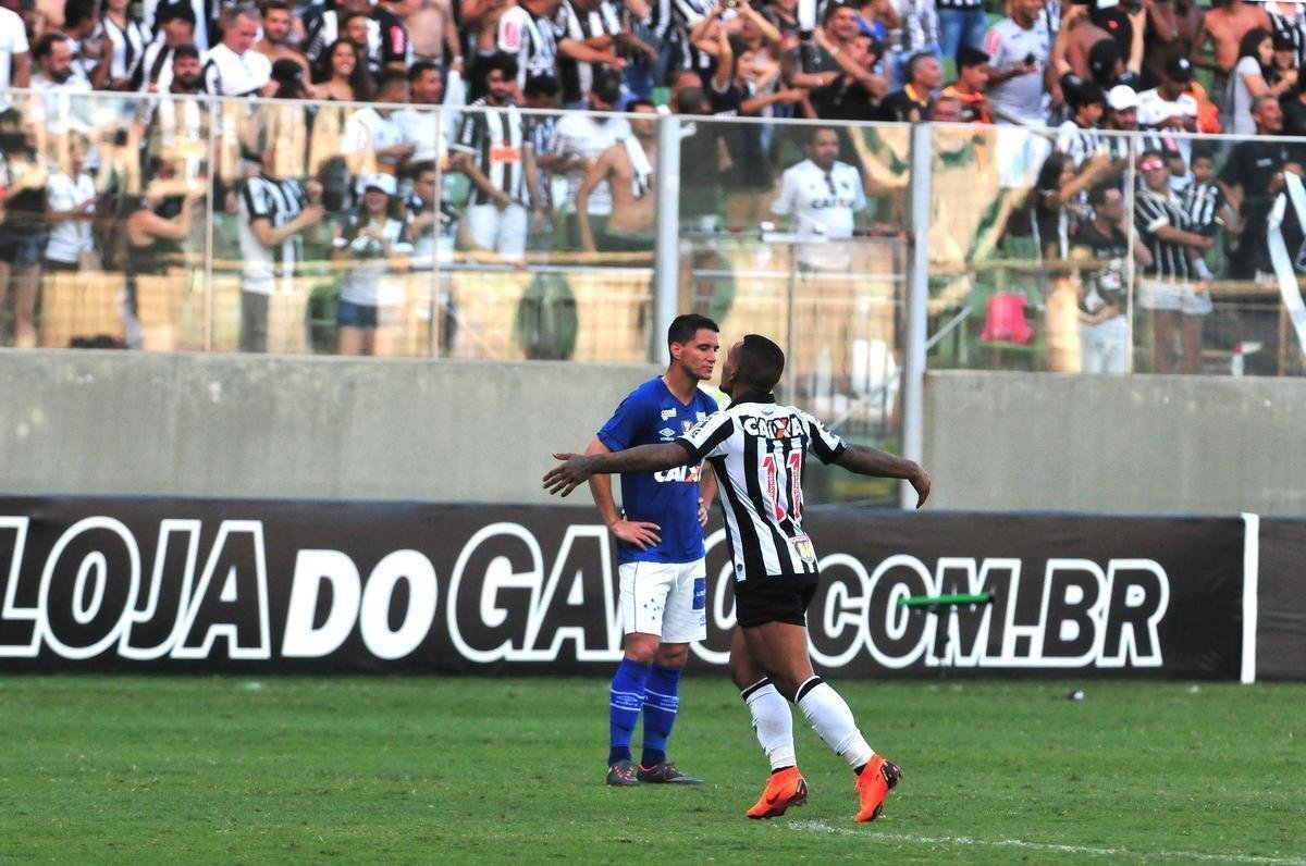 Imagens do clssico entre Atltico e Cruzeiro, no Independncia
