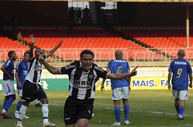 Chute de Hulk em gol pelo Galo fica perto de bater recorde mundial