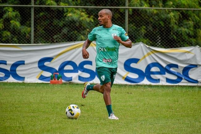 Neste sbado, o Amrica encerrou a preparao para enfrentar o Fluminense no CT Lanna Drumond 