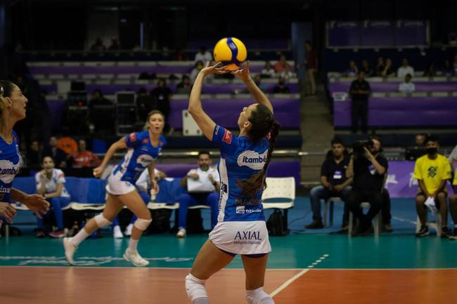 Minas venceu a segunda partida da deciso, por 3 sets a 1, nesta sexta-feira, na Arena Nilson Nelson, em Braslia, e fechou a srie melhor de trs com dois triunfos. As parciais foram de 26/24, 18/25, 25/15 e 25/17. 