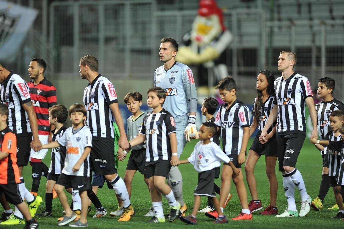 Confira imagens da partida entre Atltico e Vitria, no Independncia