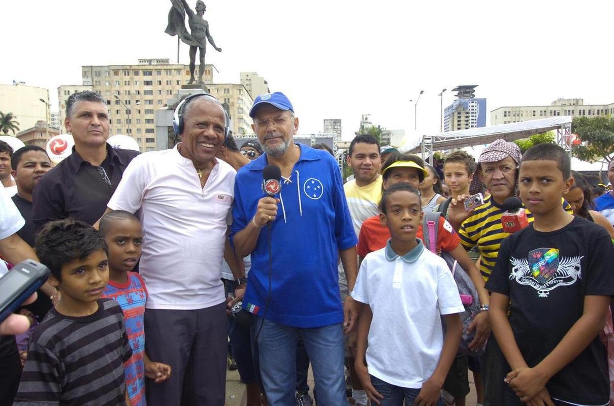 Momentos de Neuber Soares no Alterosa Esporte e no jornal Dirio da Tarde