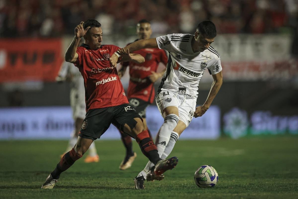 Nesta quarta-feira (26/4), o Atltico visitou o Brasil de Pelotas no Estdio Bento de Freitas, em Pelotas, pela terceira fase da Copa do Brasil.