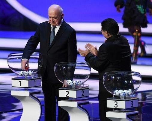Sorteio em Moscou definiu os adversários da fase de grupos da Copa do Mundo da Rússia em 2018