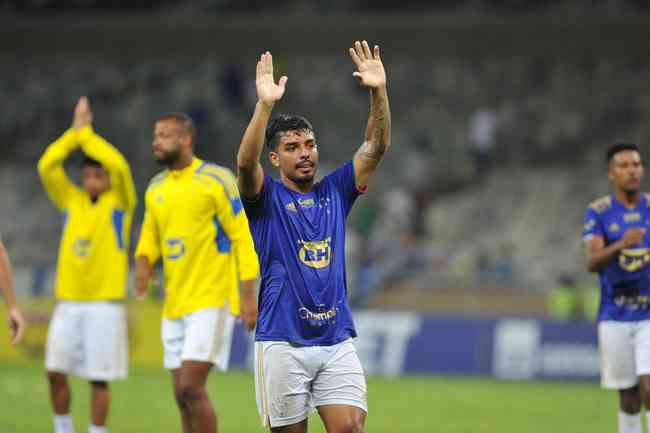 Goleiro Lucas França desembarca em Fortaleza e deve assinar com o  CearáEsportes