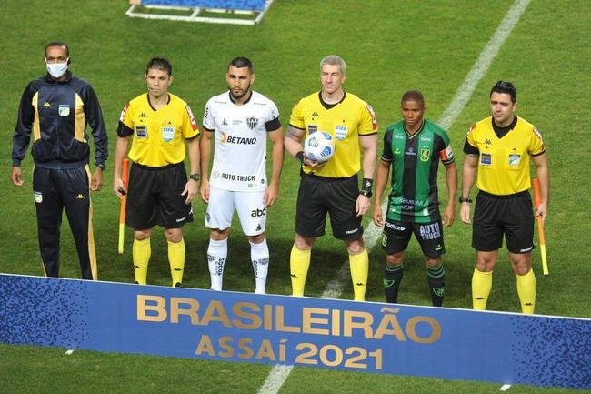 Fotos do jogo entre Amrica e Atltico