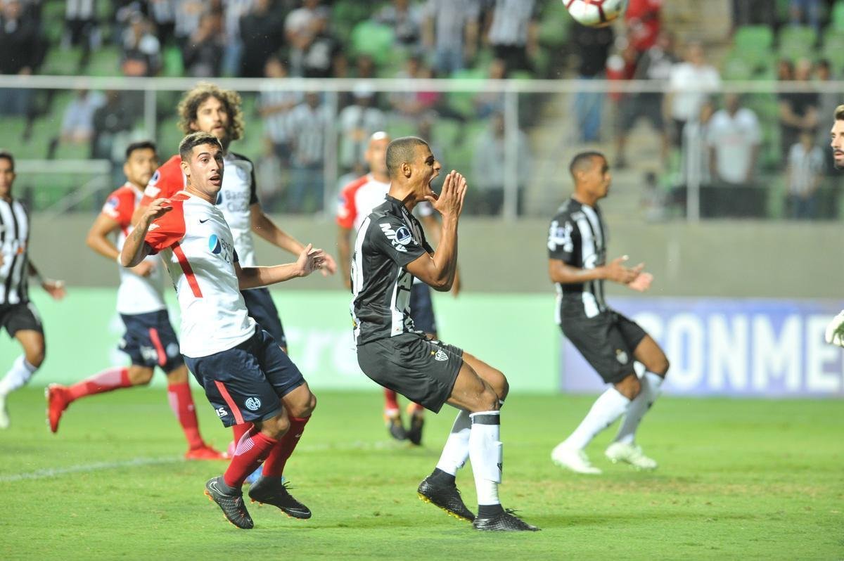 Partida foi disputada no Independncia, nessa noite de tera-feira